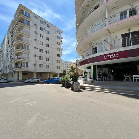 Summerland View Apartment
