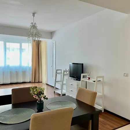 Summerland View * Mamaia