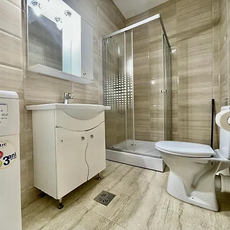 Summerland View Apartment