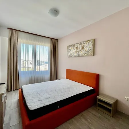 דירה Summerland View מאמאיה