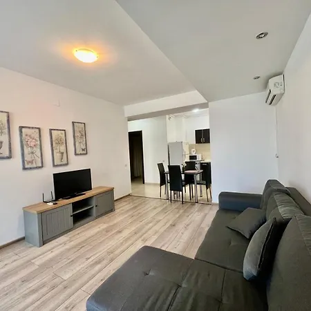דירה Summerland View מאמאיה