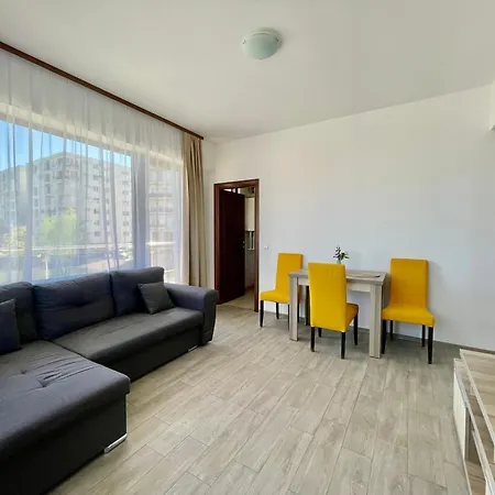 Summerland View Mamaia