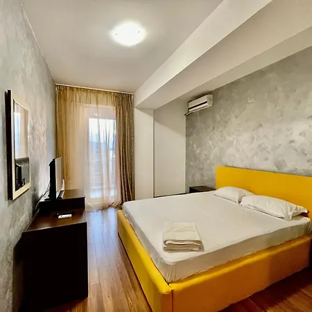 Summerland View * Mamaia